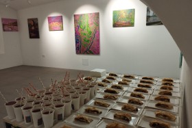 Martina Hegediš v Baragovi galeriji: »La vie en rose« – svet skozi barve