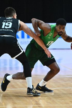 Victor Bailey ni več član KK Krka