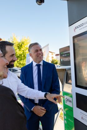 V Podbrezniku odprli prvi knjigomat