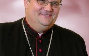 Murskosoboški škof dr. Peter Štumf o slovenski medijski krajini
