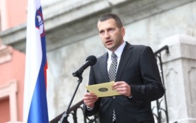 Damir Črnčec:  Majniška deklaracija 2014 povabilo mladim, da ne zapuščajo Slovenije