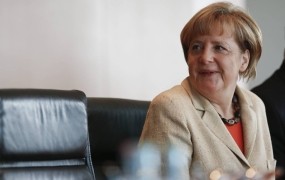 Nemška opozicija z ustavno obtožbo nad Merklovo, ki naj bi zavirala preiskavo vohunske afere