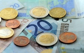 Objava seznama davčnih dolžnikov doslej prinesla pet milijonov evrov