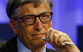Bill Gates se umika, Microsoft ima novega šefa