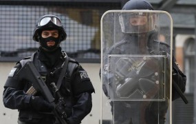Radikalizirani Albanec pripravljal teroristični napad na Dunaju