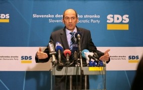 Janša bo na kongresu SDS ponovno kandidiral za predsednika stranke