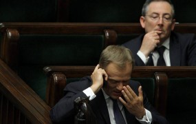 Poljski premier v parlamentu dobil zaupnico