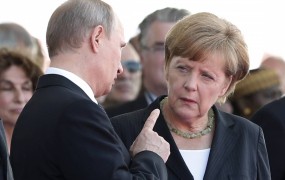 Angela Merkel: Rusija pritiska na države vzhodne Evrope