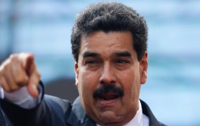 Venezuelci so zgroženi: ni hrane, ni zdravil, Maduro pa pravi, naj plešejo salso