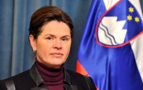 Bratuškova: Ženske si zaslužijo večjo zastopanost v politiki