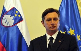 Pahor: Število podpisov pod peticijo proti davku na nepremičnine impresivno in zavezujoče