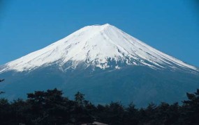 Na Unescovem seznamu kulturne dediščine tudi gora Fudži na Japonskem