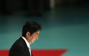 Japonski premier ob obletnici kapitulacije ni izrazil obžalovanja zaradi vojnih grozot