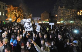 Hrvaški tisk o slovenskih protestih: Upor proti samemu kapitalizmu