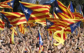 Španija svari Katalonijo pred uporabo javnega denarja za glasovanje o neodvisnosti
