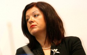 Voduškova se je pritožila na odpoved delovnega razmerja na MZZ