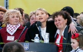 Timošenkovo njena stranka potrdila za predsedniško kandidatko
