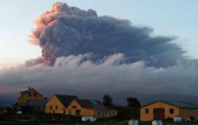 Islandija v pripravljenosti pred morebitnim vulkanskim izbruhom