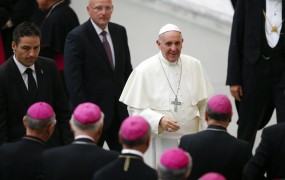 ZN od Vatikana zahtevajo pojasnila o spolnih zlorabah otrok