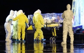 Španska medicinska sestra je prva, ki se je z ebolo okužila izven Afrike