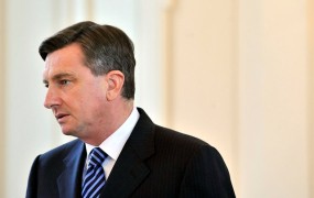 Pahor: Osredotočimo se na vprašanja, ki so aktualna za rešitev iz krize