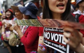 Parlamentarne volitve na Tajskem v senci bojkota opozicije
