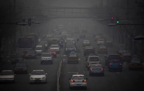 Kitajci se bodo zaradi smoga morda morali odpovedati žaru