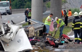 Osem mrtvih v nesreči češkega avtobusa na Hrvaškem