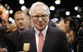 Največji dobrodelnež na svetu je Warren Buffet: letos je daroval kar 2,1 milijarde dolarjev