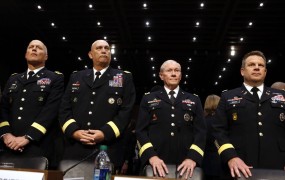 Senatorke ogorčeno nad ameriške generale zaradi spolnih napadov v vojski