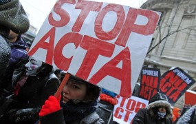 Po Evropi več sto protestov proti Acti