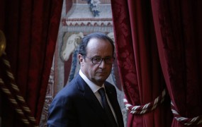 Hollande "prizadet", ker mu bivša partnerka očita, da prezira revne