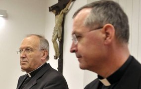Odstopa nadškofa Stresa in Turnška z mest ljubljanskega in mariborskega nadškofa