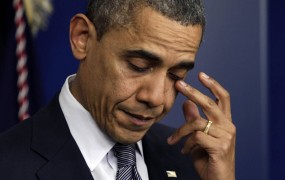 Obama v čustvenem nagovoru izrazil sožalje zaradi pokola v Connecticutu