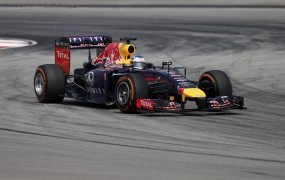 Sebastian Vettel: Pretihi motorji formule 1 so »sranje«