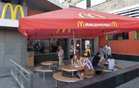 Moskva sredi spora z Zahodom začasno ob štiri McDonaldse