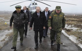 Putin: Uporaba sile v Ukrajini ostaja skrajna možnost; Janukoviču smo rešili življenje