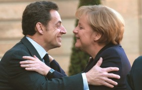 Sarkozy: Nobene zarote evropskih voditeljev ni