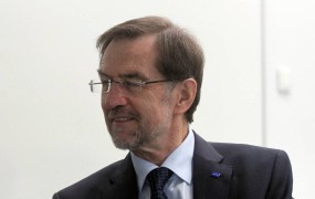 Peterle dobil podporo SLS v kandidaturi za predsednika EP