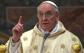 Papež Frančišek bo imel prvo nedeljsko molitev na Trgu svetega Petra