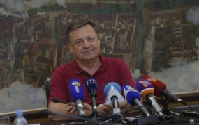 Janša: Janković in Bratuškova se brez potrebe prepirata, šef PS je Kučan