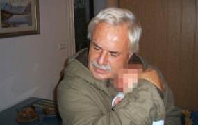 Novinar Dnevnika poziva k fizičnemu obračunu s črnuharsko svojatjo Reporterja
