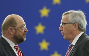 S&D zaradi Luxleaksa Junckerju grozi z odtegnitvijo podpore