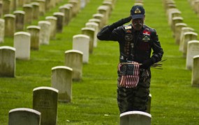 Američani se spominjajo padlih vojakov