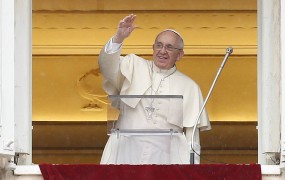 Papež: Nihče ni naredil več proti spolnim zlorabam kot Cerkev