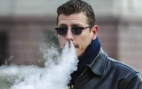 V New Yorku na javnih mestih prepovedali elektronske cigarete