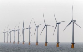 Vetrne turbine bi lahko blažile moč orkanov