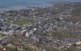 Na Filipinih razglasili nacionalno katastrofo