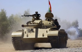 Orožje EU za iraške Kurde, v Bagdadu se je bil prisiljen umakniti Maliki