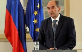 Janša: Slovenija ni v situaciji, da bi si lahko privoščili predčasne volitve